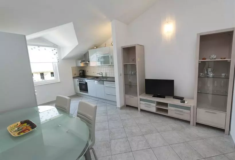 Apartment Zdravka