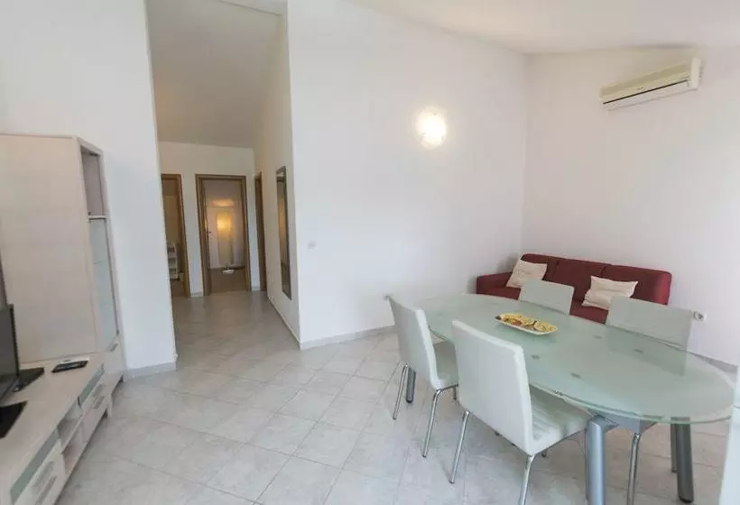 Apartment Zdravka