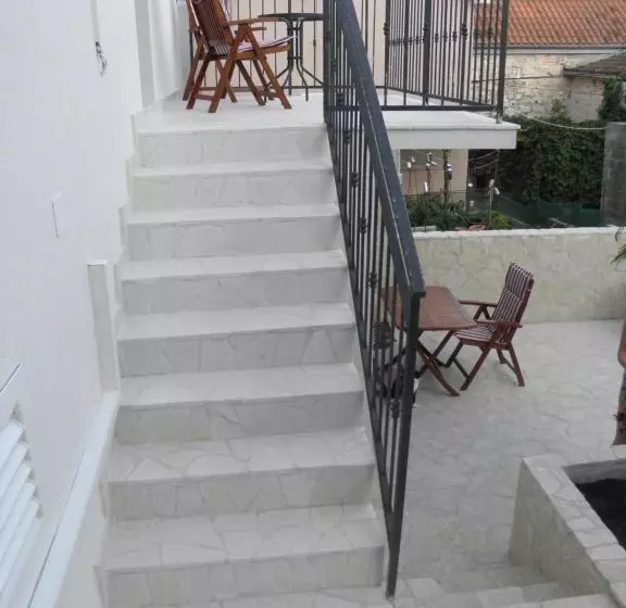 Apartmani Adam