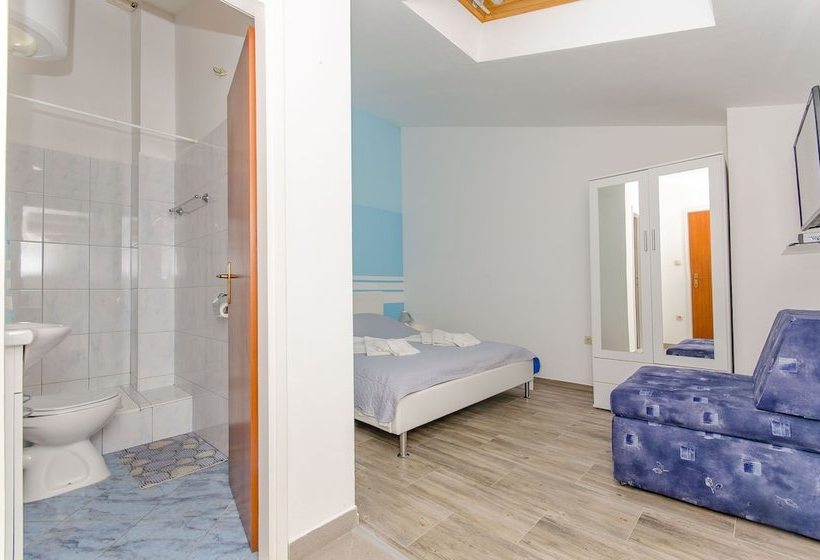 Apartments Beach Gem