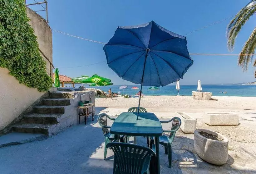 Apartments Beach Gem