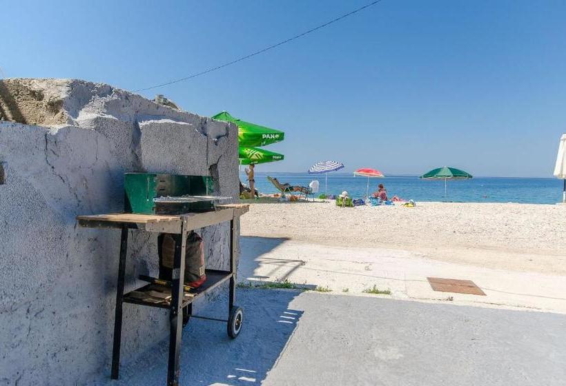 Apartments Beach Gem