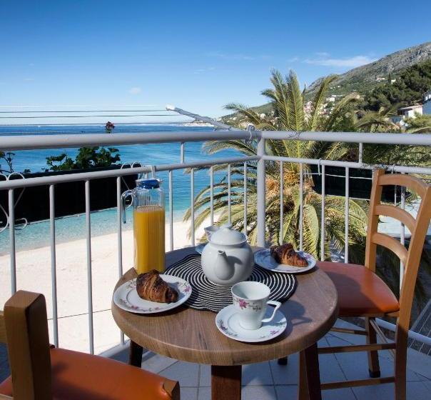 Apartments Beach Gem