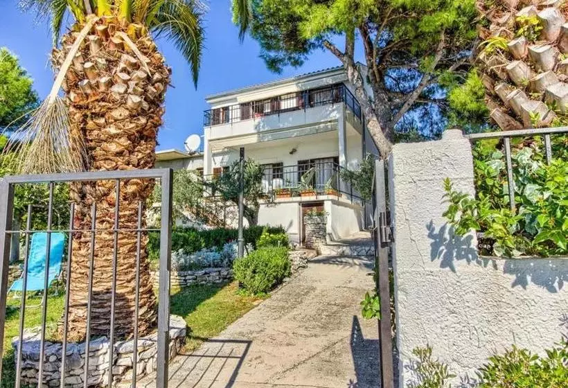 Apartments Lidija