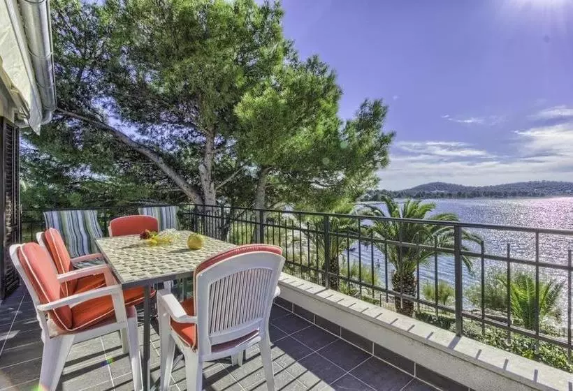 Apartments Lidija