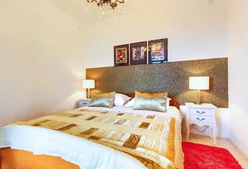 Apartments Lidija