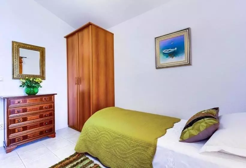 Apartments Lidija