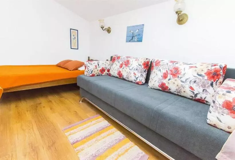 Apartments Nives