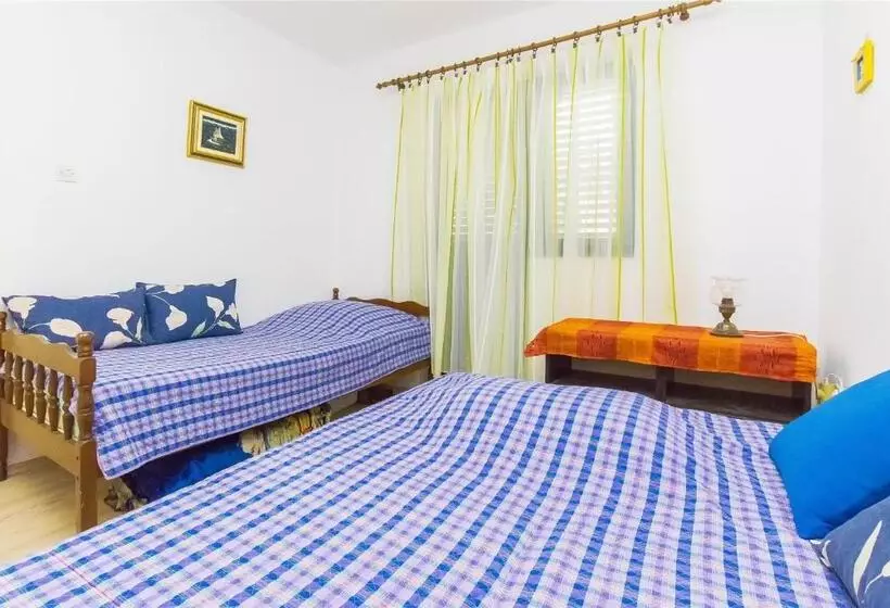 Apartments Nives