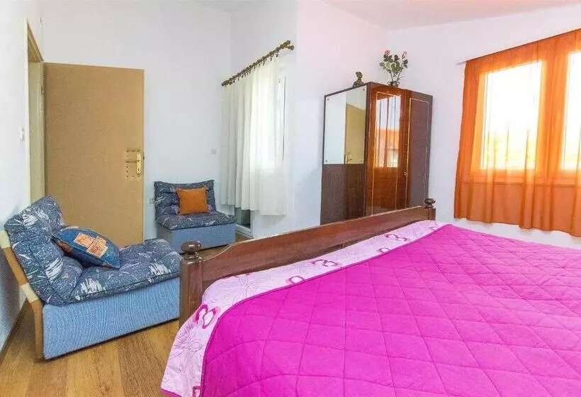 Apartments Nives