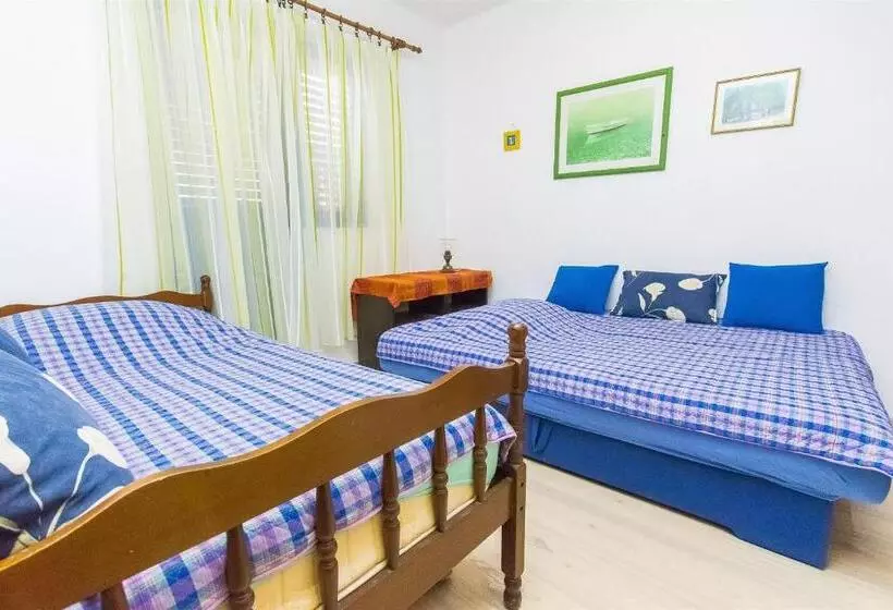 Apartments Nives