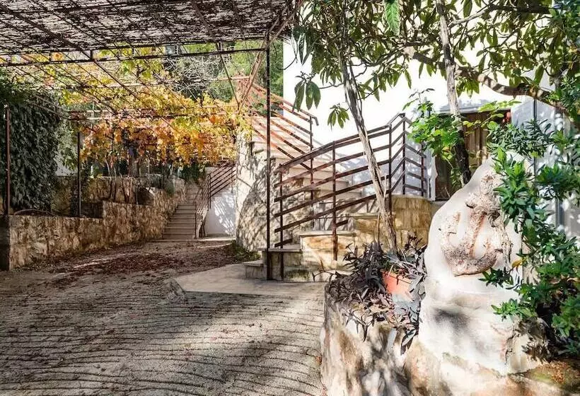 Apartments Villa Pelegrin