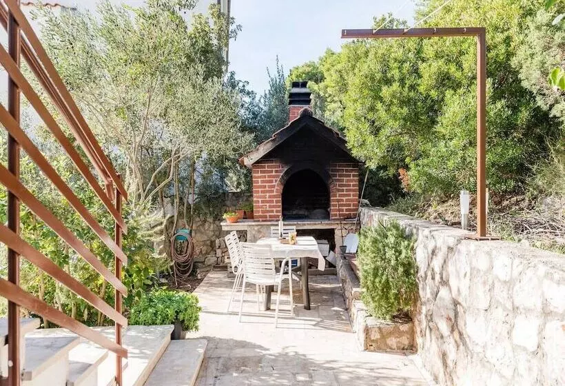 Apartments Villa Pelegrin