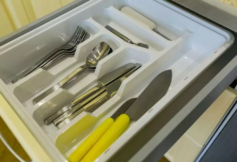 Dobriye Sutki   Elektromontazhnyy 11