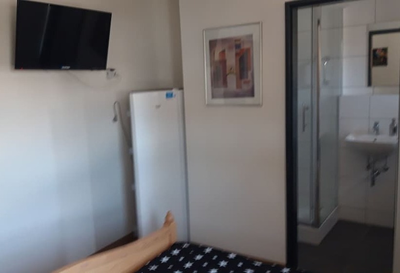 Pension Und Monteurzimmer Victoria