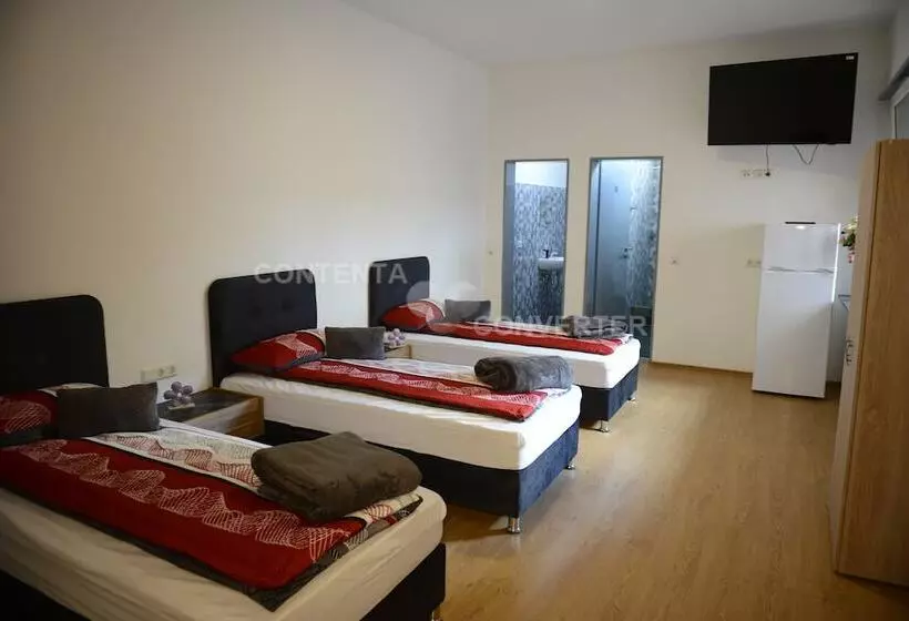 Pension Und Monteurzimmer Victoria