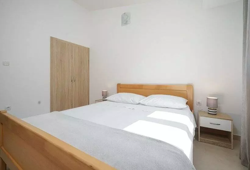 Apartment Lucia