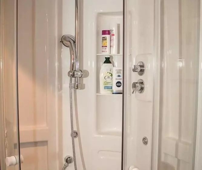 Apartment Travel Hub