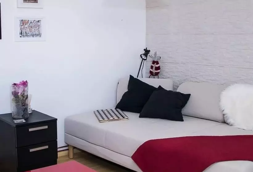 Apartment Travel Hub