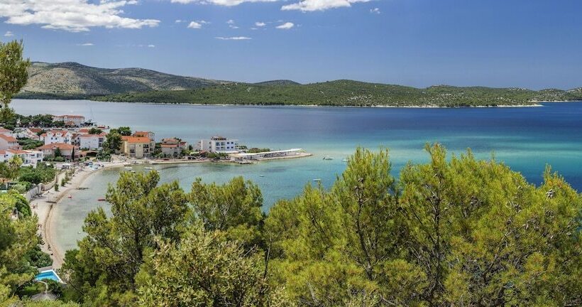 Apartments Mediteraneo