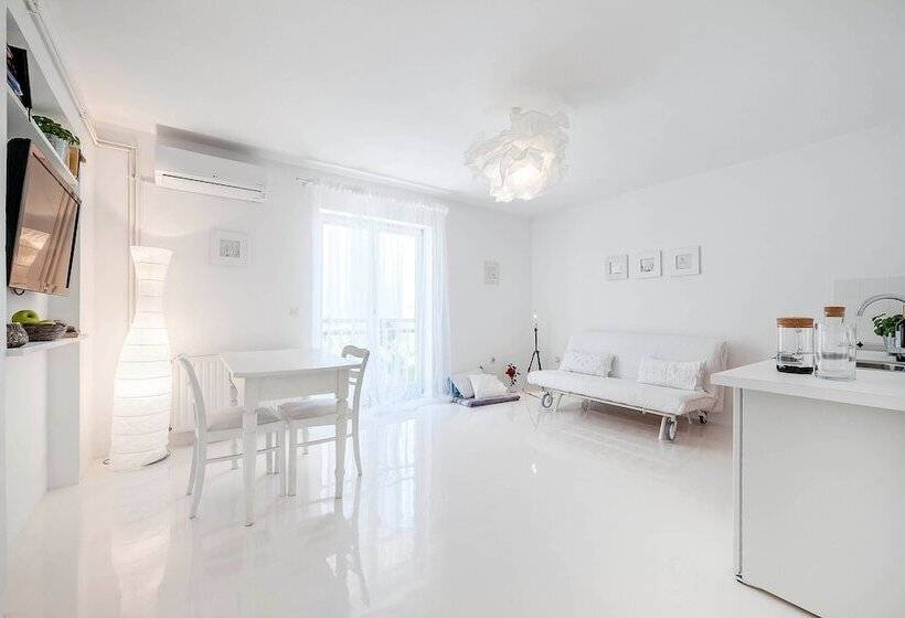 Apartments Mediteraneo