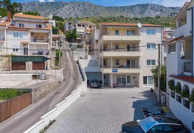 Apartments Villa Aquamarine