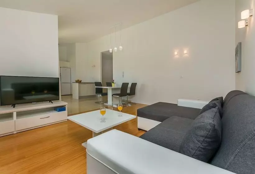 Apartments Villa Aquamarine