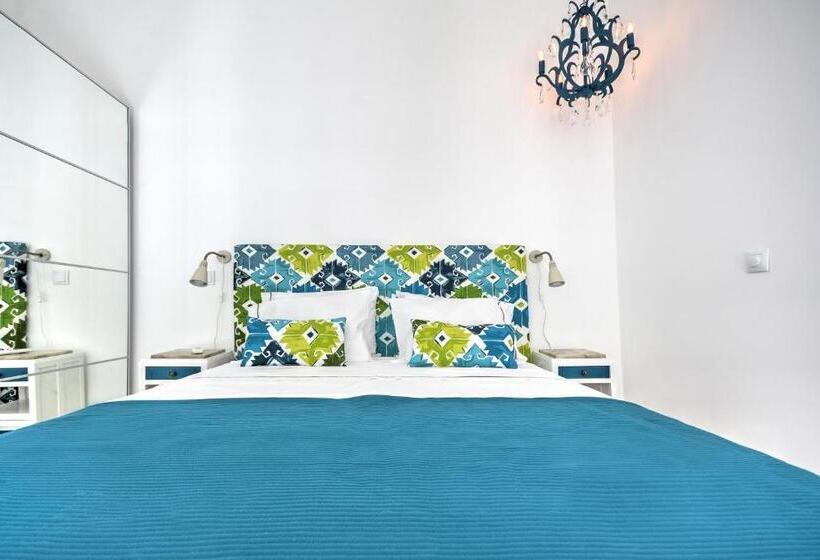 Blue Barqueta Studio