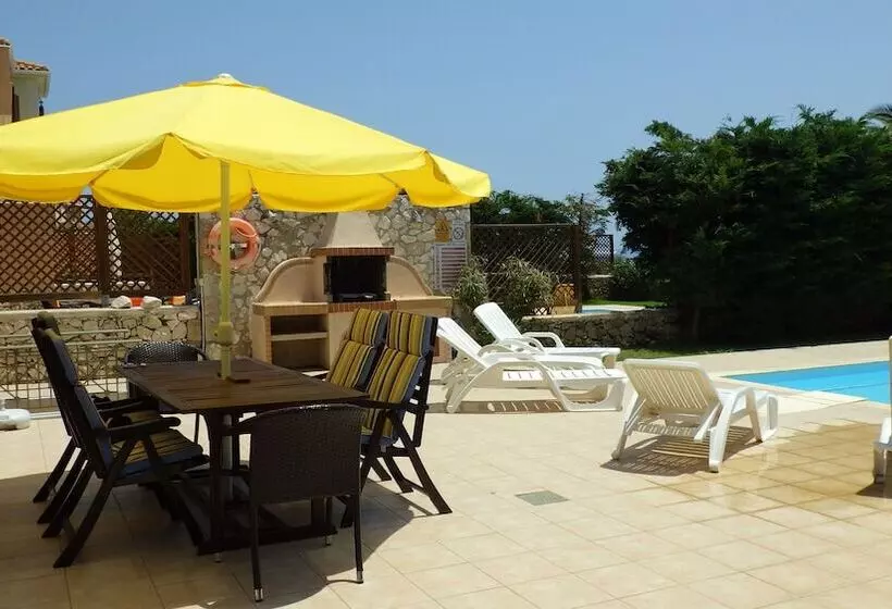 Villa Artemis