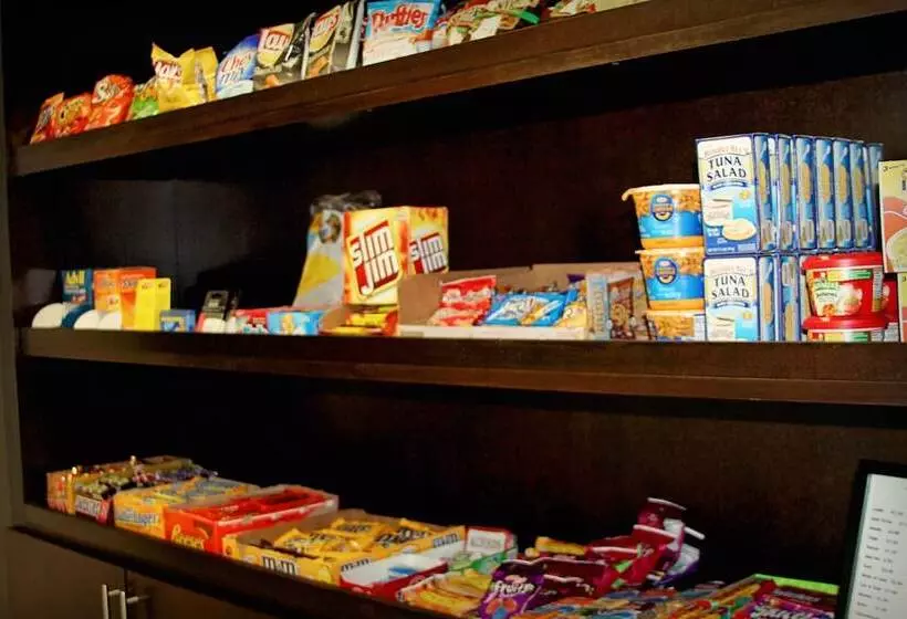 Holiday Inn Express Hotel & Suites Tampa Rocky Point Island, An Ihg