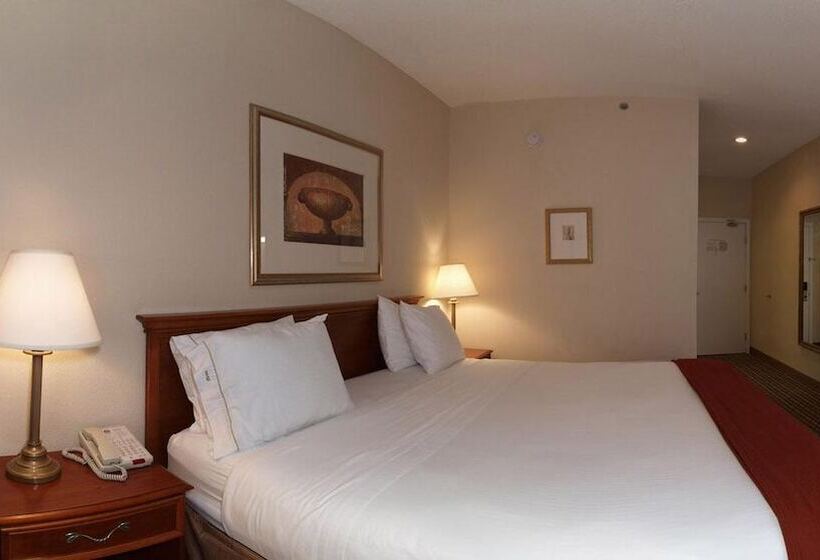 호텔 Baymont By Wyndham Cornelia