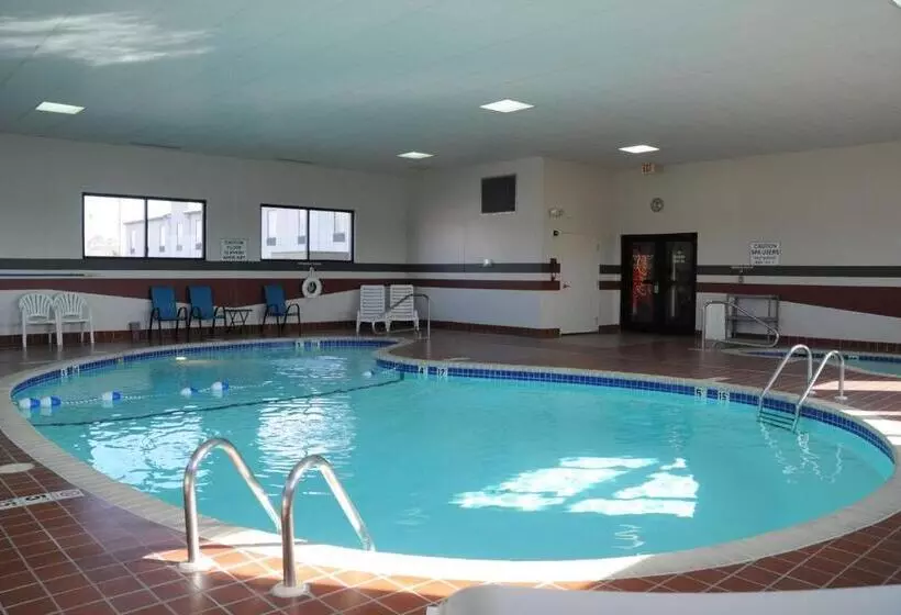 فندق Baymont By Wyndham West Plains