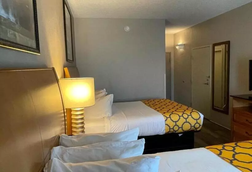 فندق Baymont By Wyndham West Plains