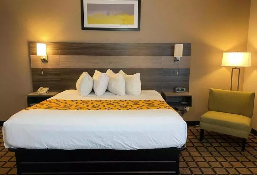 فندق Baymont By Wyndham West Plains