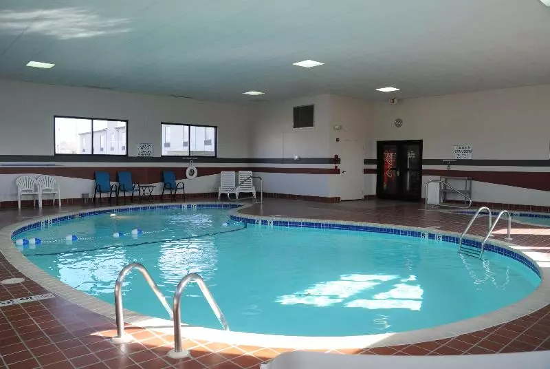 فندق Baymont By Wyndham West Plains