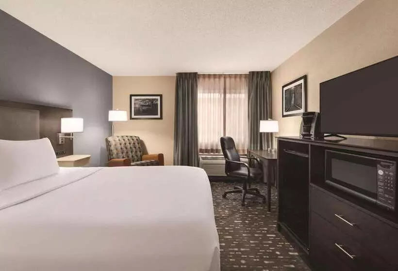 ホテル Country Inn & Suites By Radisson, Auburn, In