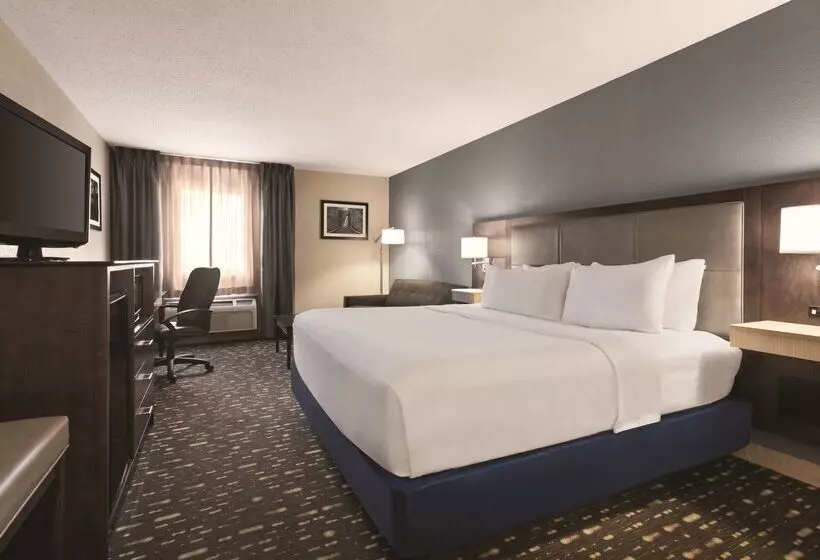 ホテル Country Inn & Suites By Radisson, Auburn, In