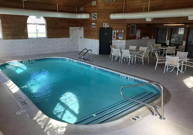 ホテル Country Inn & Suites By Radisson, Auburn, In