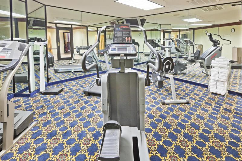 Szálloda Days Inn & Suites By Wyndham Tahlequah