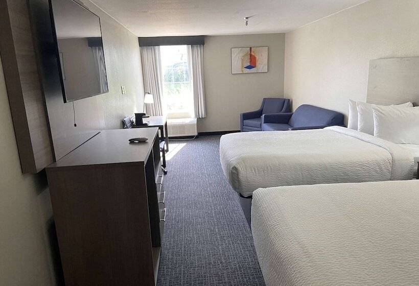 Szálloda Days Inn & Suites By Wyndham Tahlequah