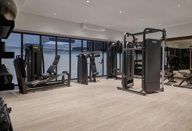 Delta Hotels By Marriott Denver Thornton