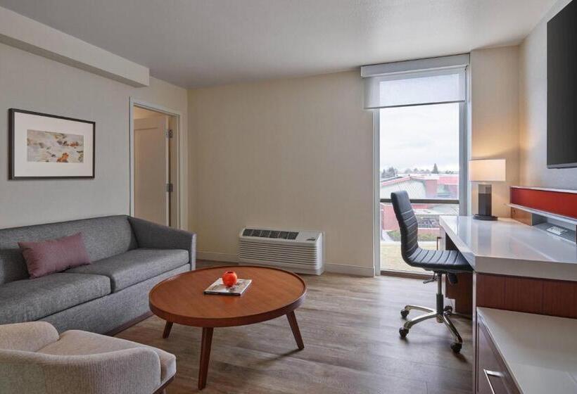 Delta Hotels By Marriott Denver Thornton