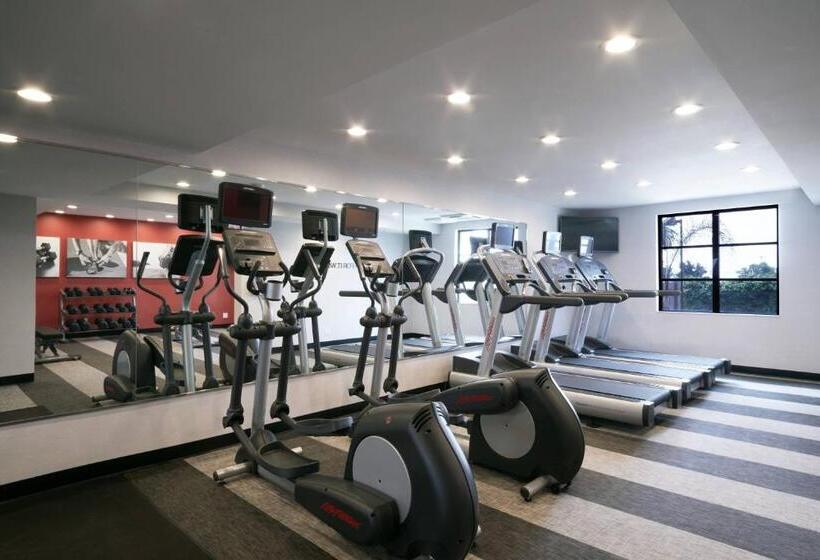 فندق Fairfield Inn & Suites By Marriott Camarillo