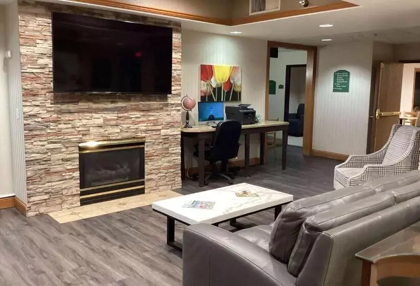 Links Bos Landen Hotel & Spa Of Pella, Trademark By Wyndham