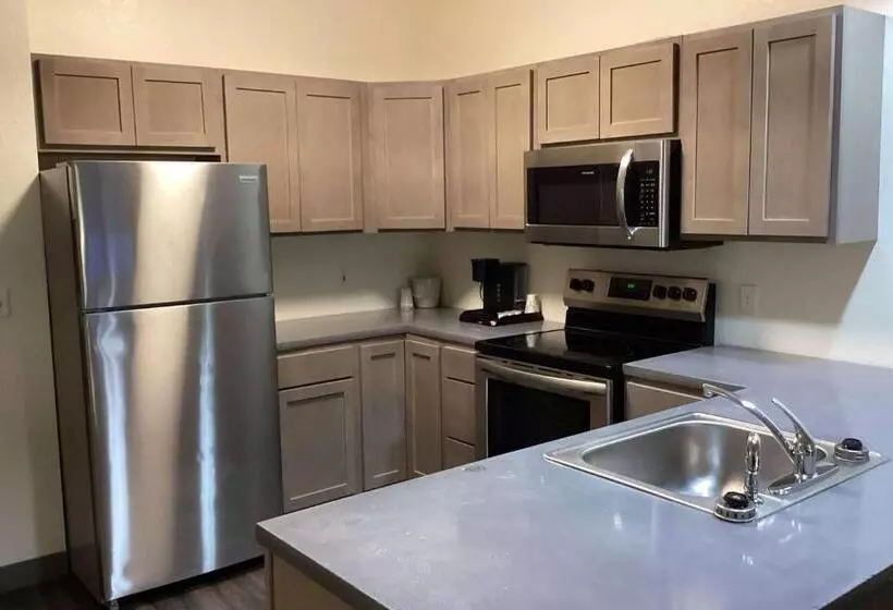 Links Bos Landen Hotel & Spa Of Pella, Trademark By Wyndham