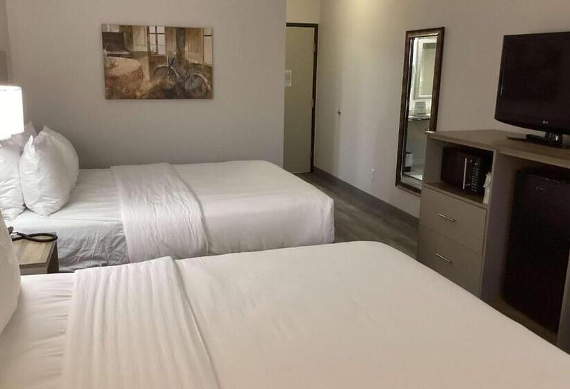 Links Bos Landen Hotel & Spa Of Pella, Trademark By Wyndham