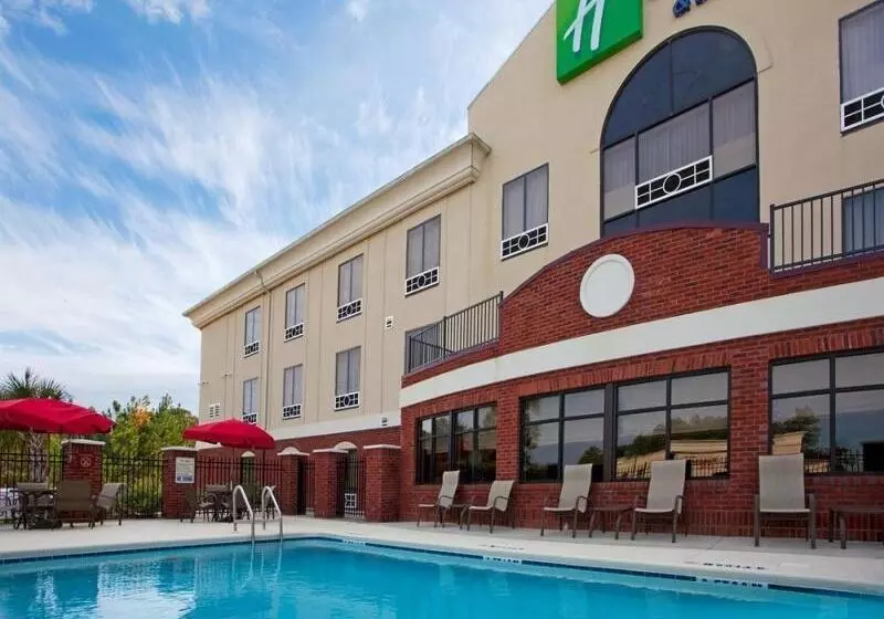 فندق Holiday Inn Express & Suites Quincy I 10, An Ihg