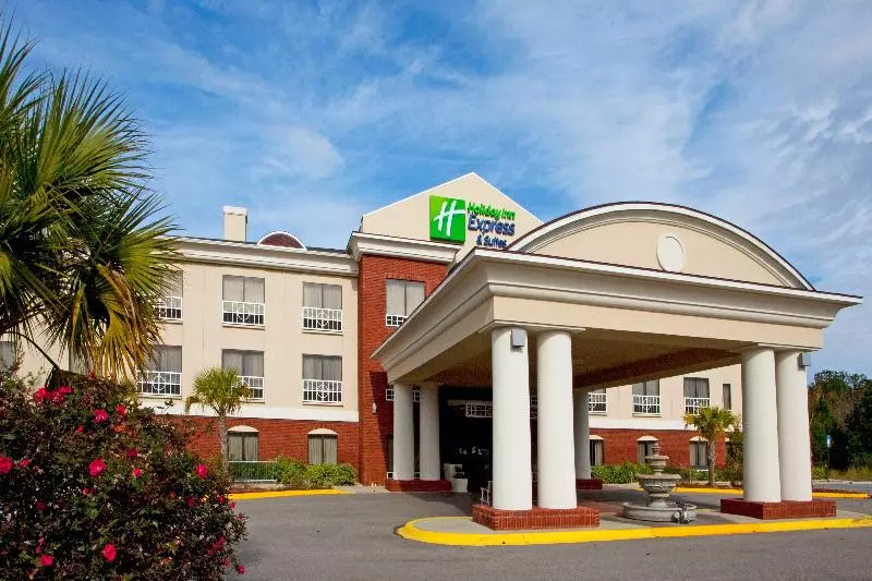 فندق Holiday Inn Express & Suites Quincy I 10, An Ihg