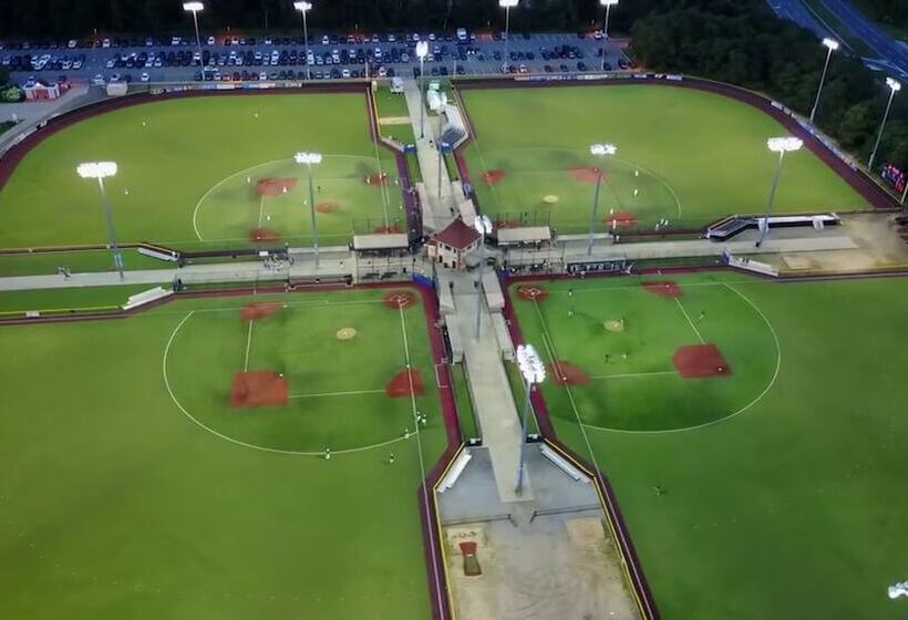 בית מלון כפרי Holiday Inn Express Stony Brook Long Island, An Ihg