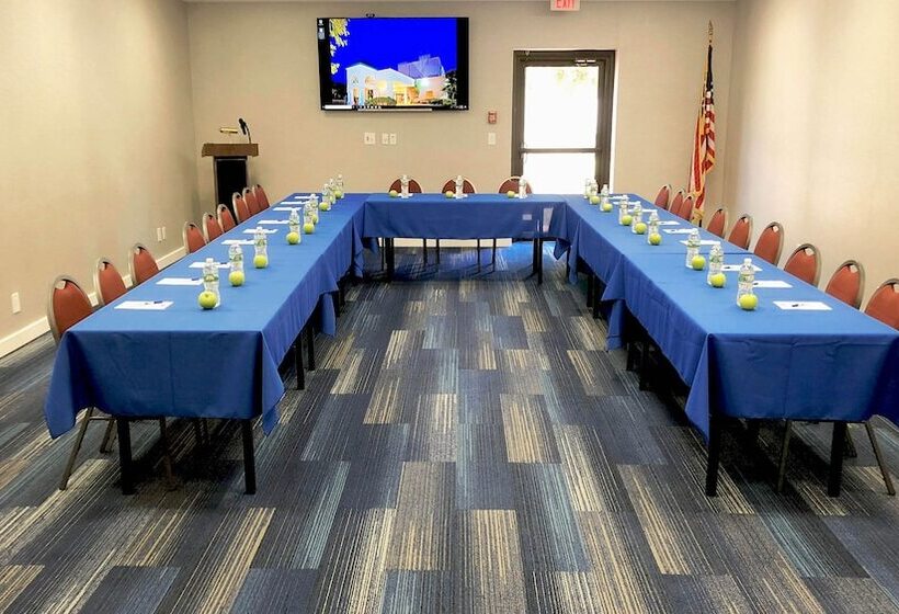 בית מלון כפרי Holiday Inn Express Stony Brook Long Island, An Ihg